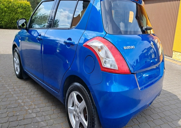 Suzuki Swift cena 18900 przebieg: 143000, rok produkcji 2011 z Pilica małe 79